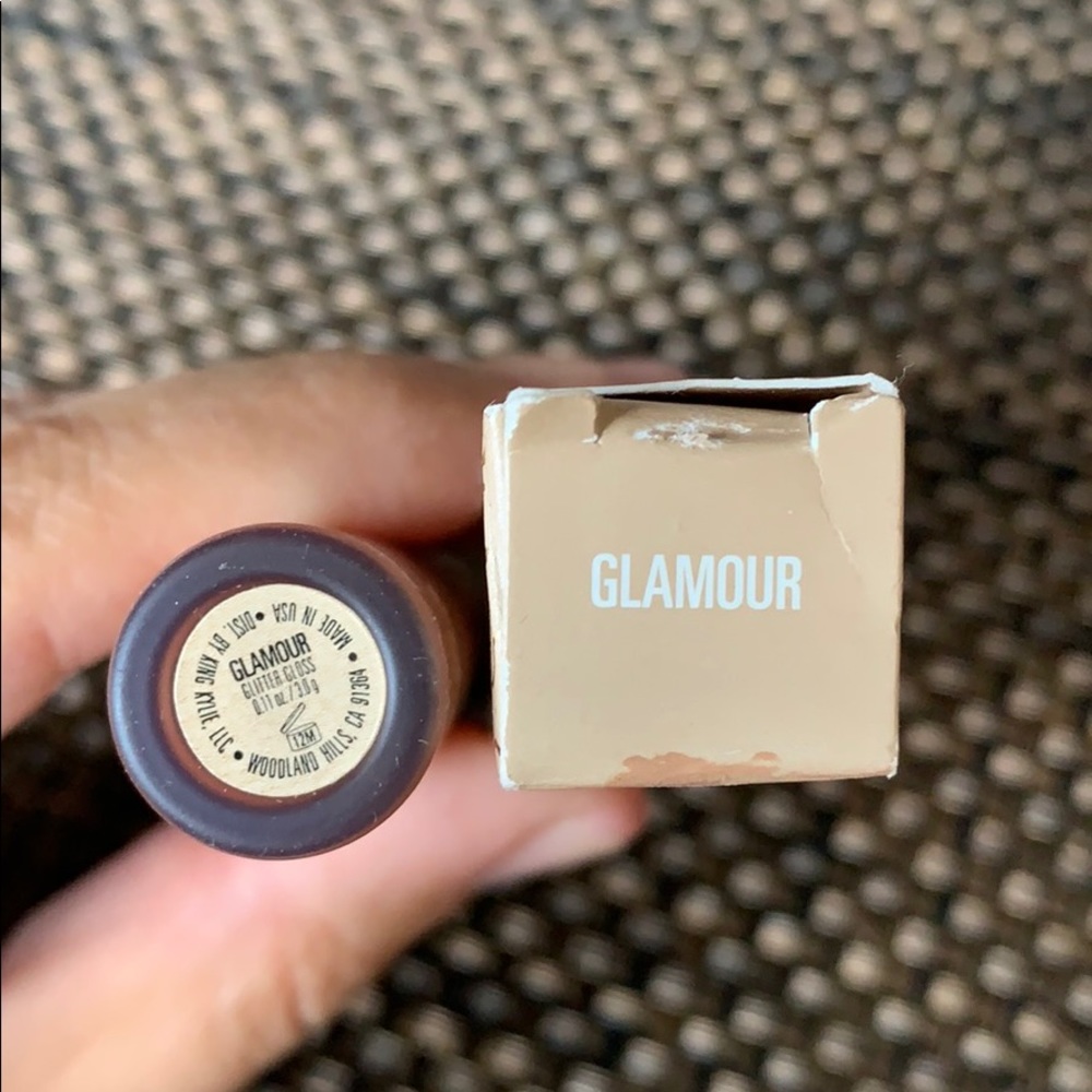 Kylie Jenner SuperGlitter Gloss in GLAMOUR! - Picture 3 of 3